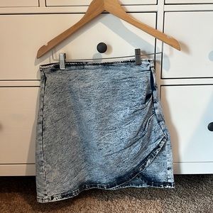 Women’s jean skirt